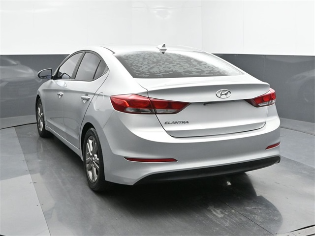 2017 Hyundai Elantra Value Edition photo 8