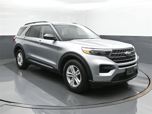 2020 Ford Explorer XLT photo 3
