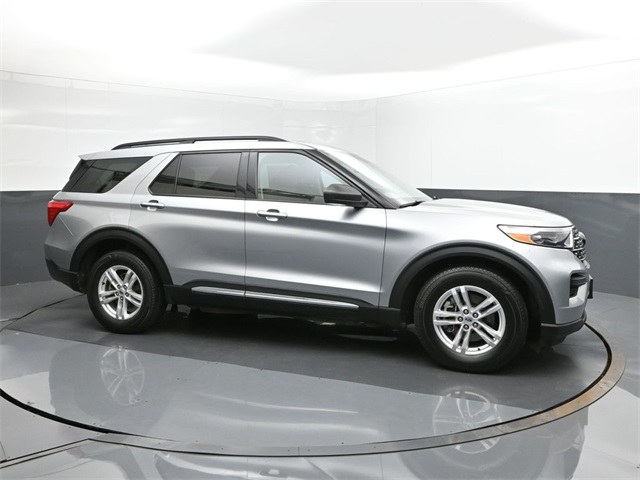 2020 Ford Explorer XLT photo 4