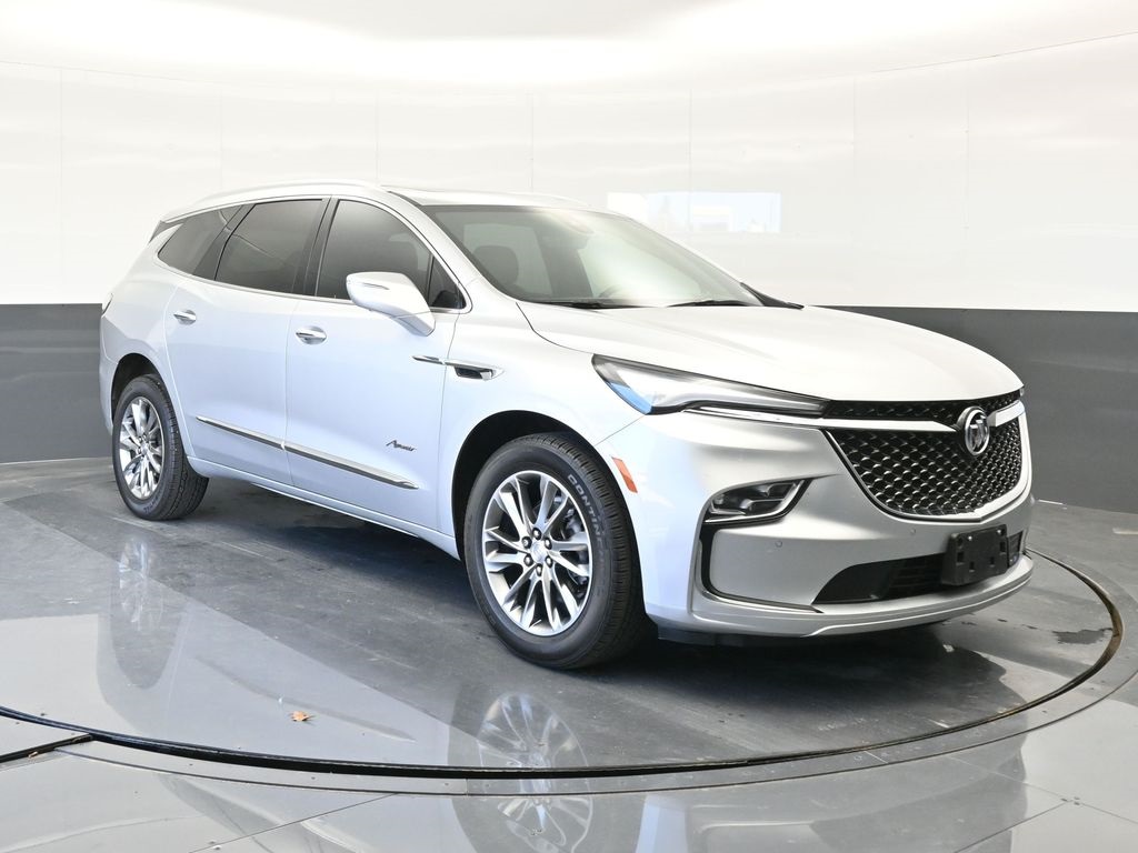 2022 Buick Enclave Avenir photo 3